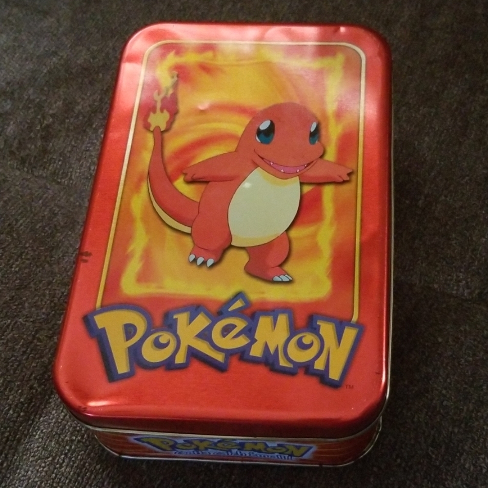 TOPPS 1999 Collectable Pokemon Card Tin